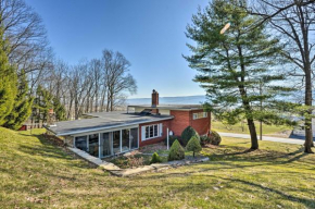 Cozy Home with Private Patio and Views, Hiking On-Site